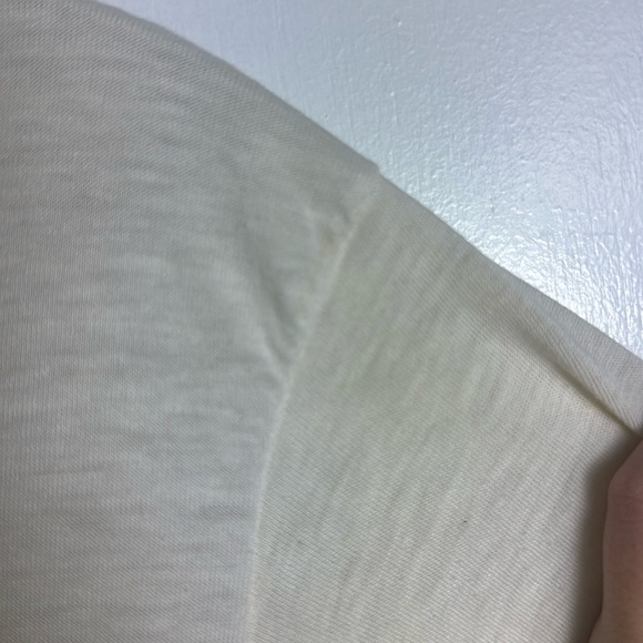 Vintage 1985 U2 Shirt The Unforgettable Fire Tour - Picture 7 of 15